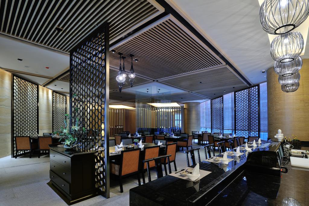 Dongguan Kande International Hotel-During The Canton Fair, Guests Can Enjoy Free Shuttle Buses To The Canton Fair Exhibition Hall Exterior foto