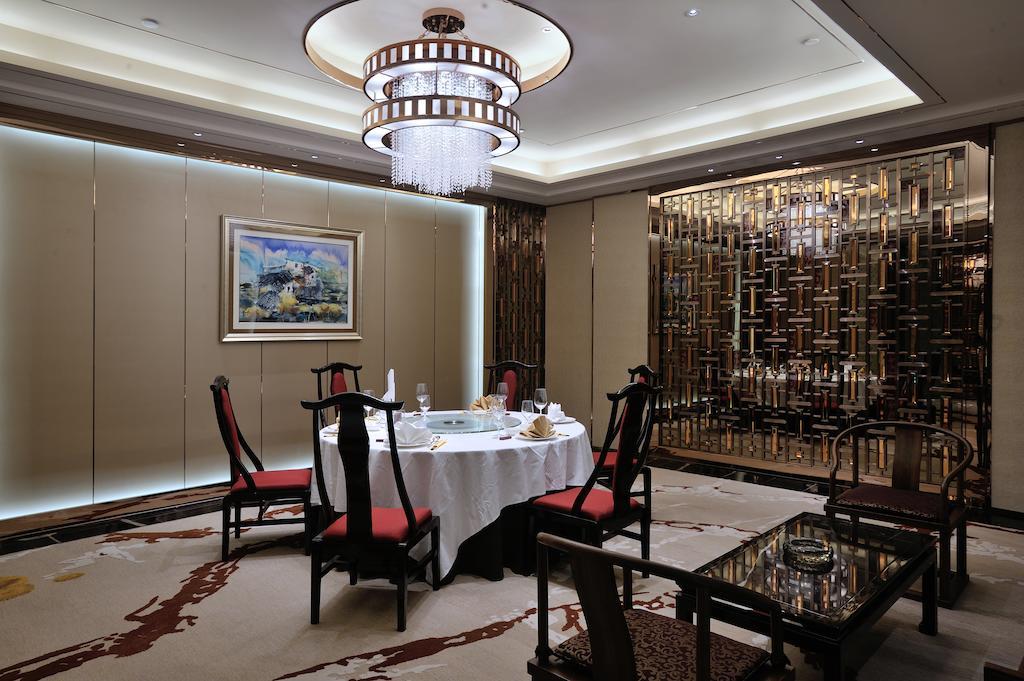 Dongguan Kande International Hotel-During The Canton Fair, Guests Can Enjoy Free Shuttle Buses To The Canton Fair Exhibition Hall Exterior foto