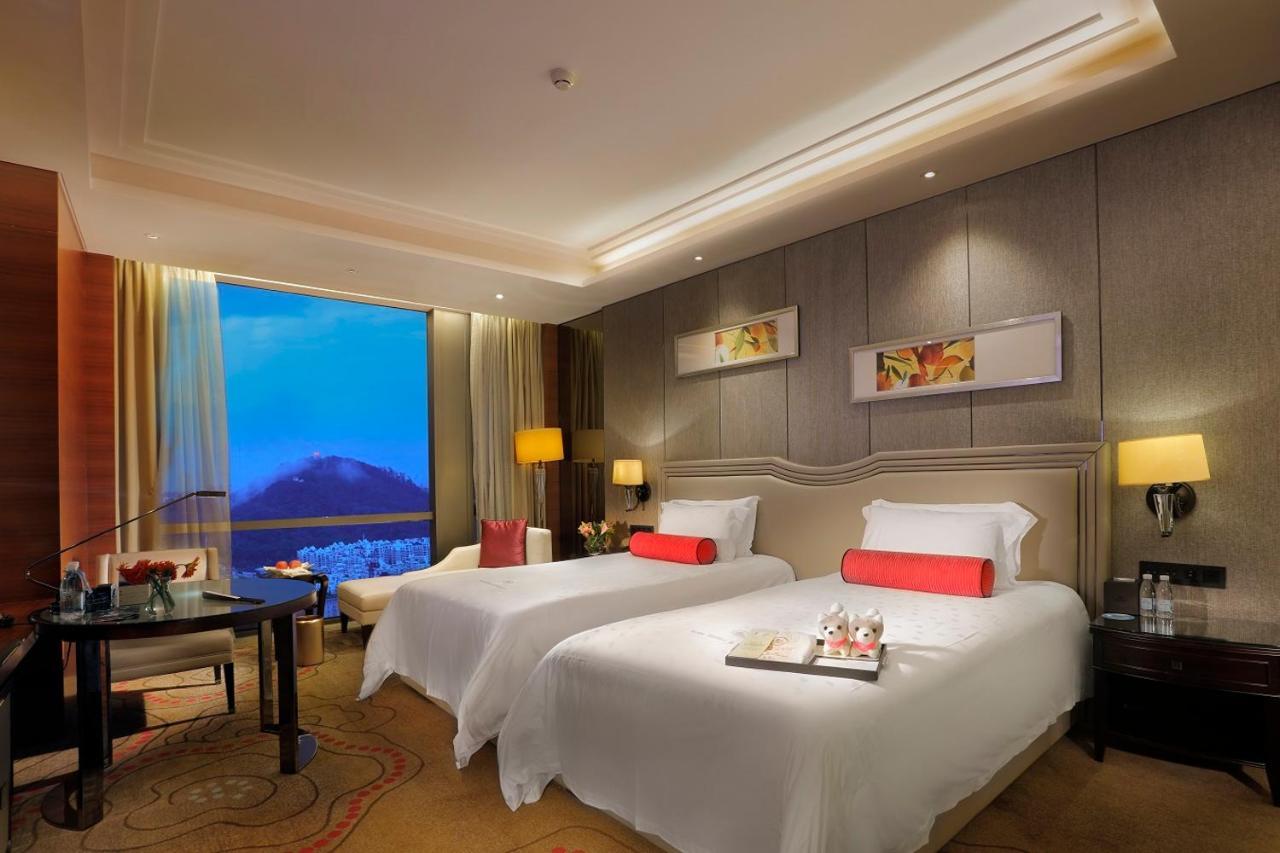 Dongguan Kande International Hotel-During The Canton Fair, Guests Can Enjoy Free Shuttle Buses To The Canton Fair Exhibition Hall Exterior foto